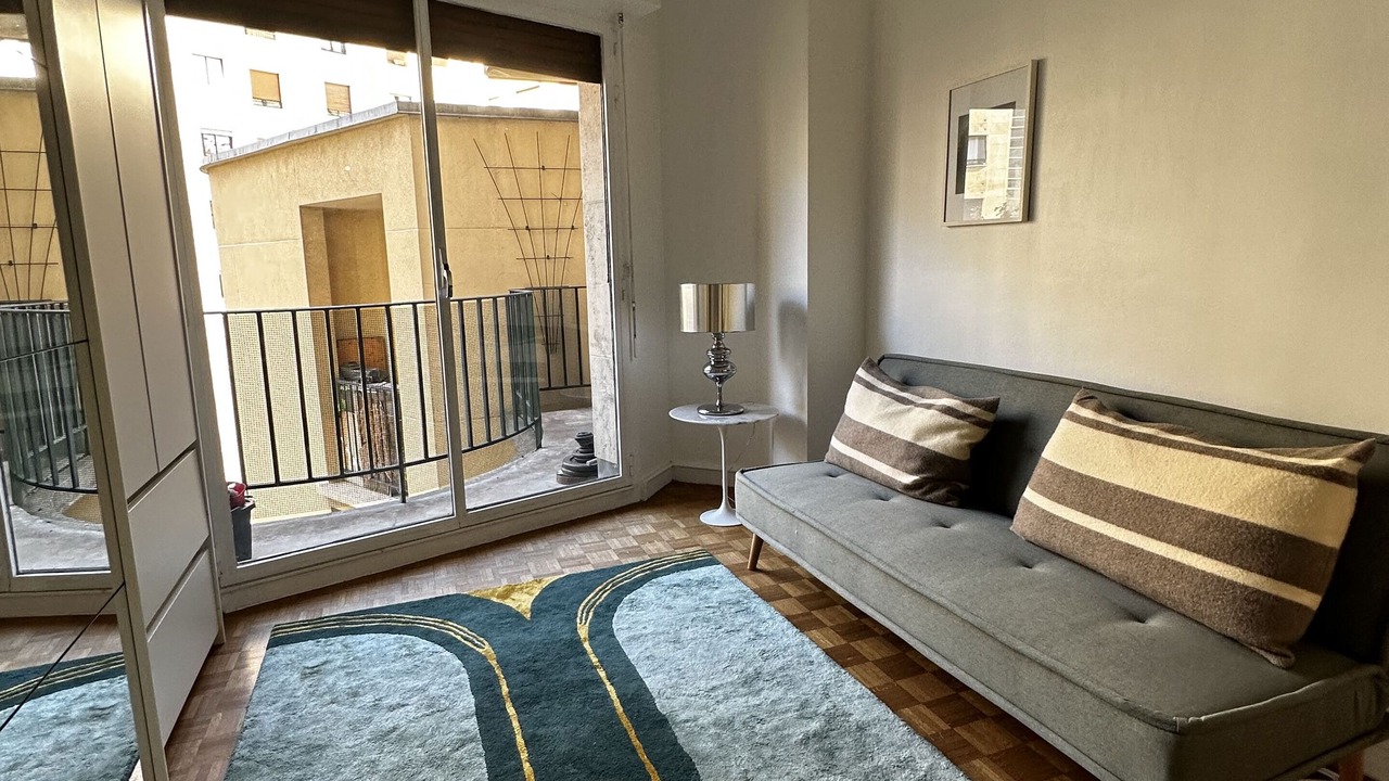 Photo of Livingroom in 16th Arrondissement