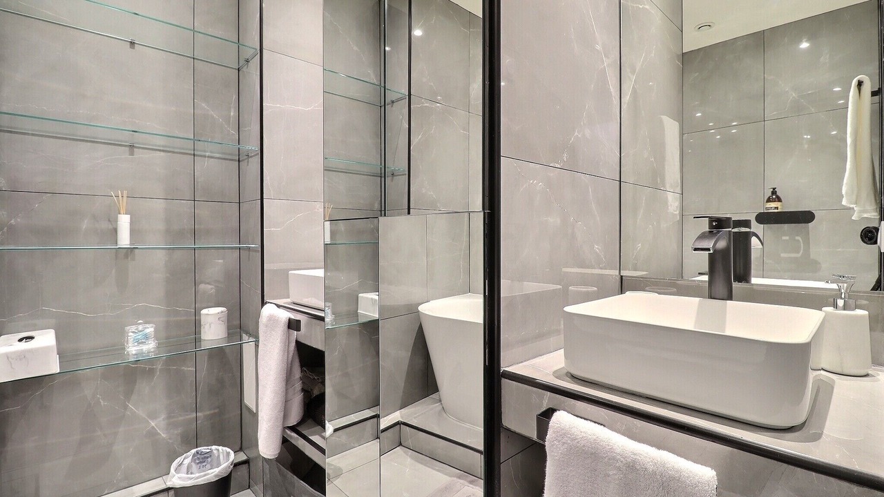 Photo of Bathroom in 16th Arrondissement
