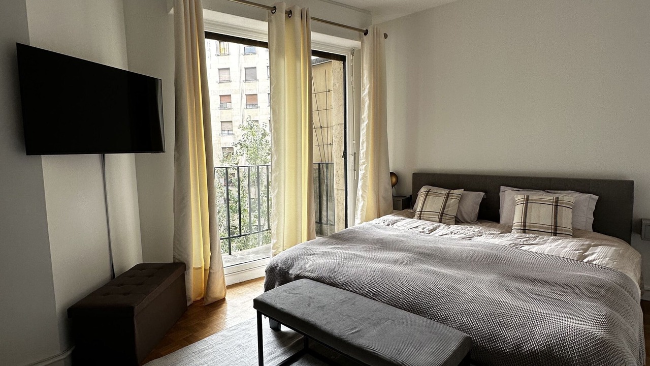 Photo of Bedroom in 16th Arrondissement