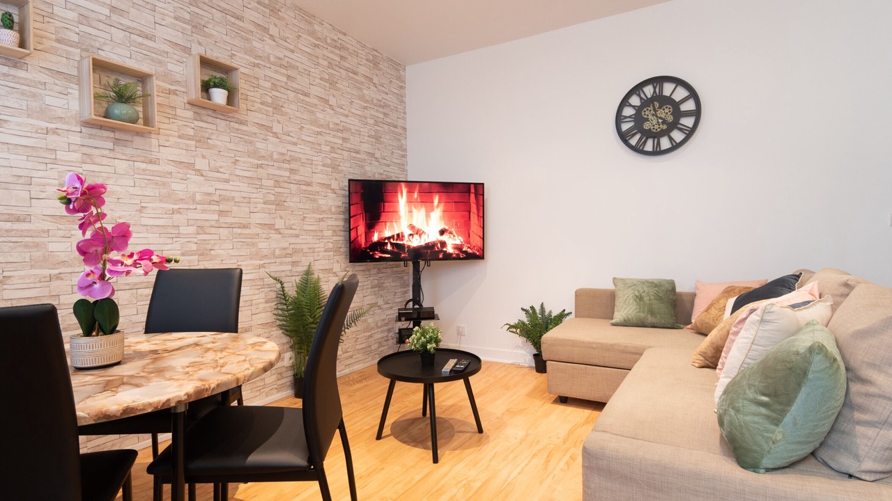 Photo of Livingroom in Gentilly