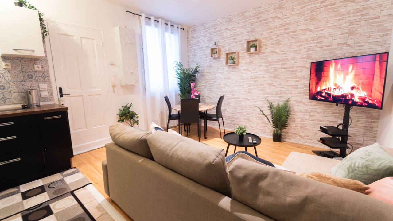 Photo of Livingroom in Gentilly