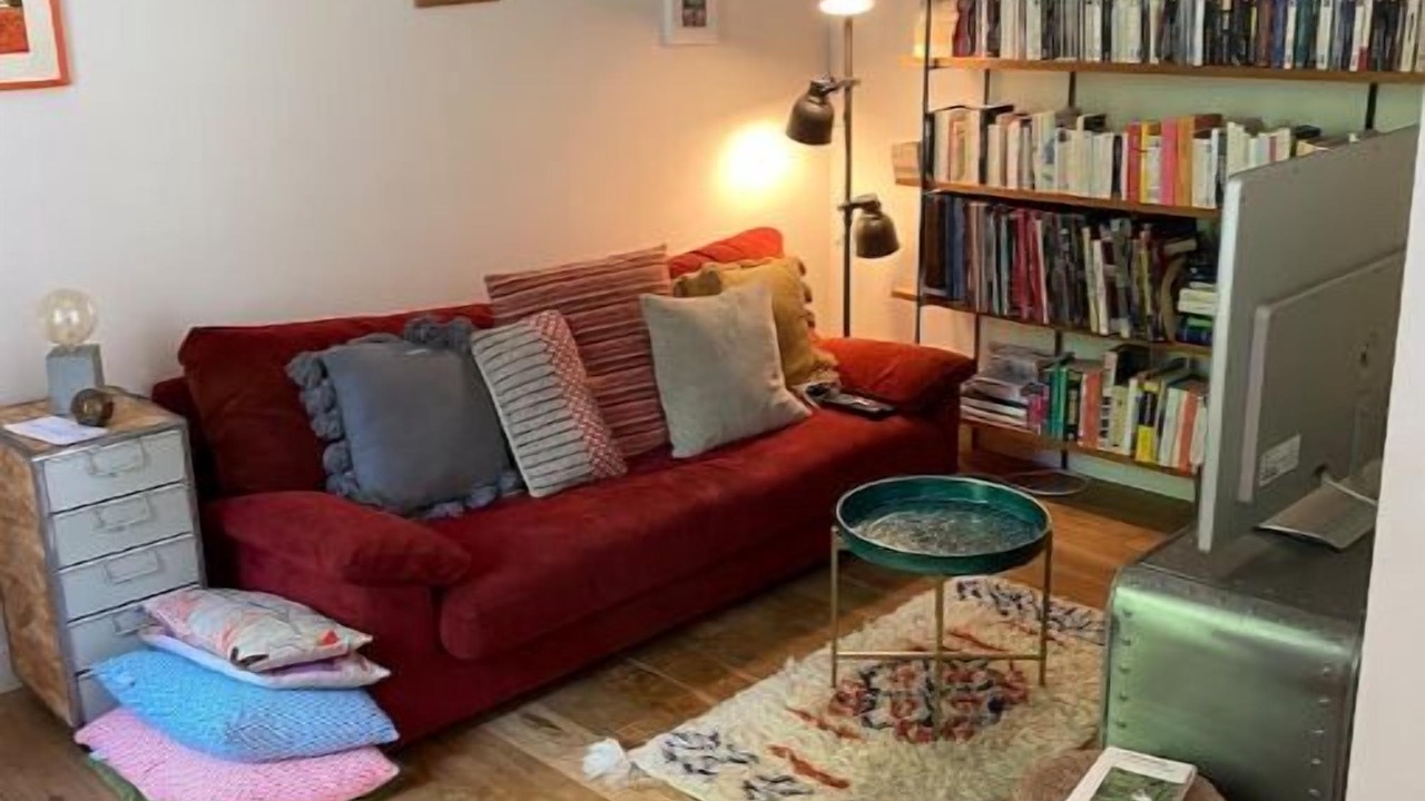 Photo of Livingroom in Adamville
