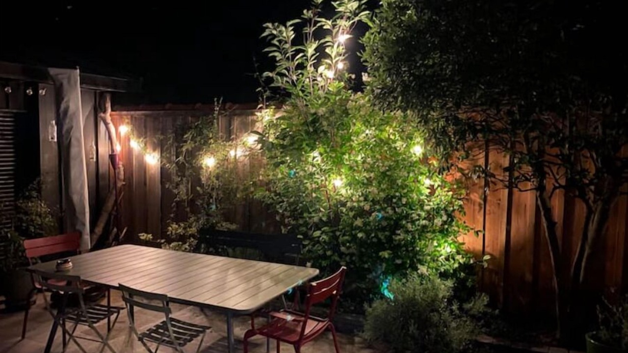 Photo of Outdoor in Adamville