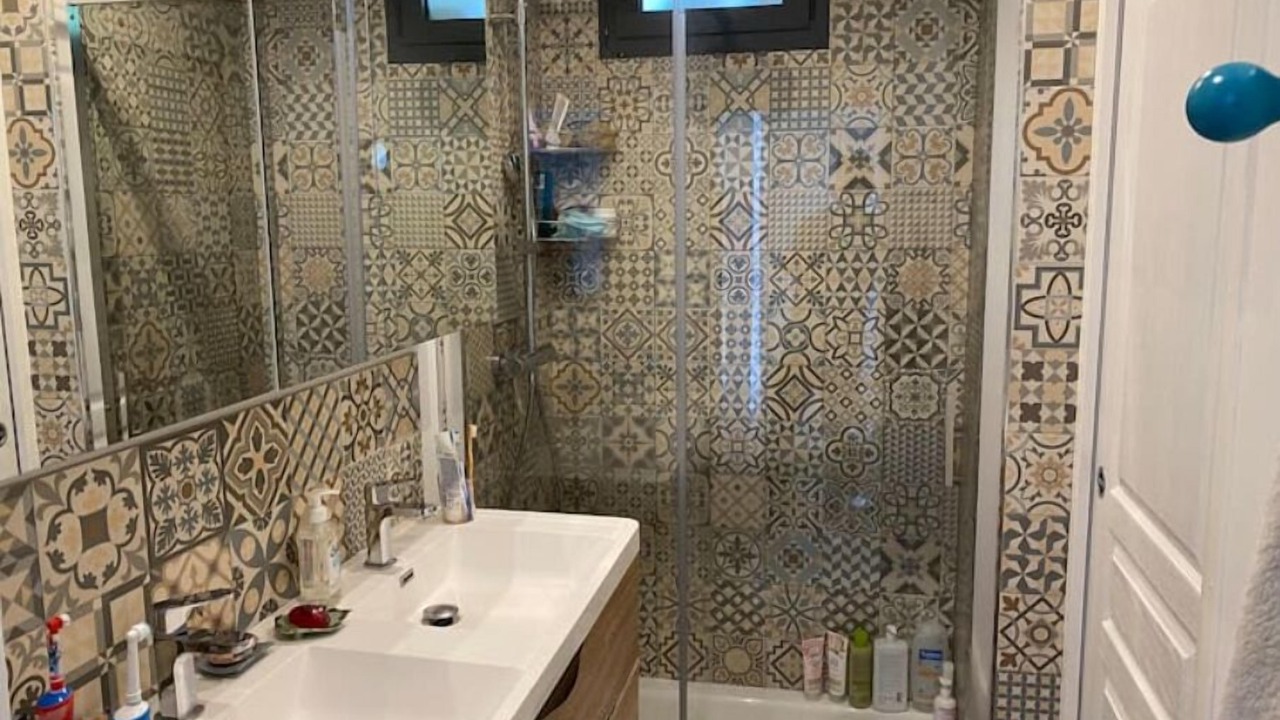 Photo of Bathroom in Adamville