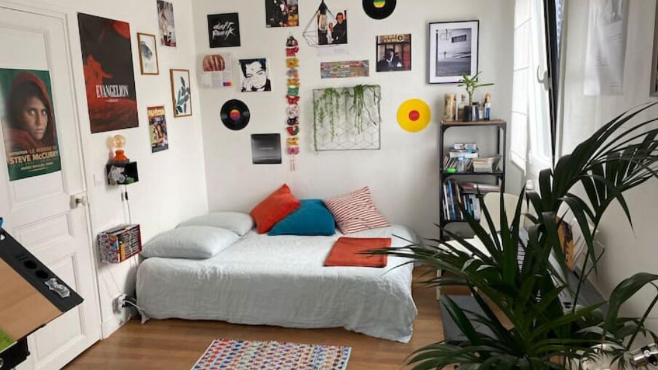 Photo of Bedroom in Adamville