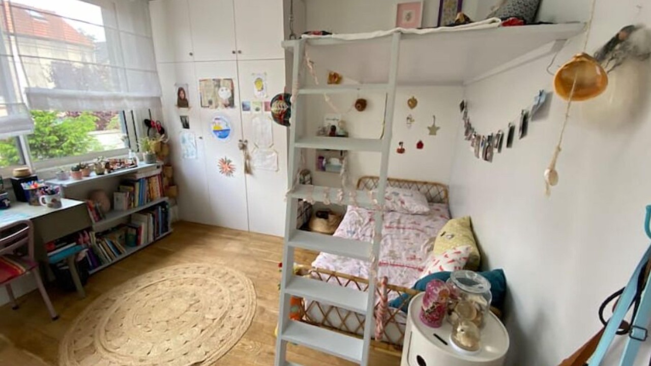 Photo of Bedroom in Adamville