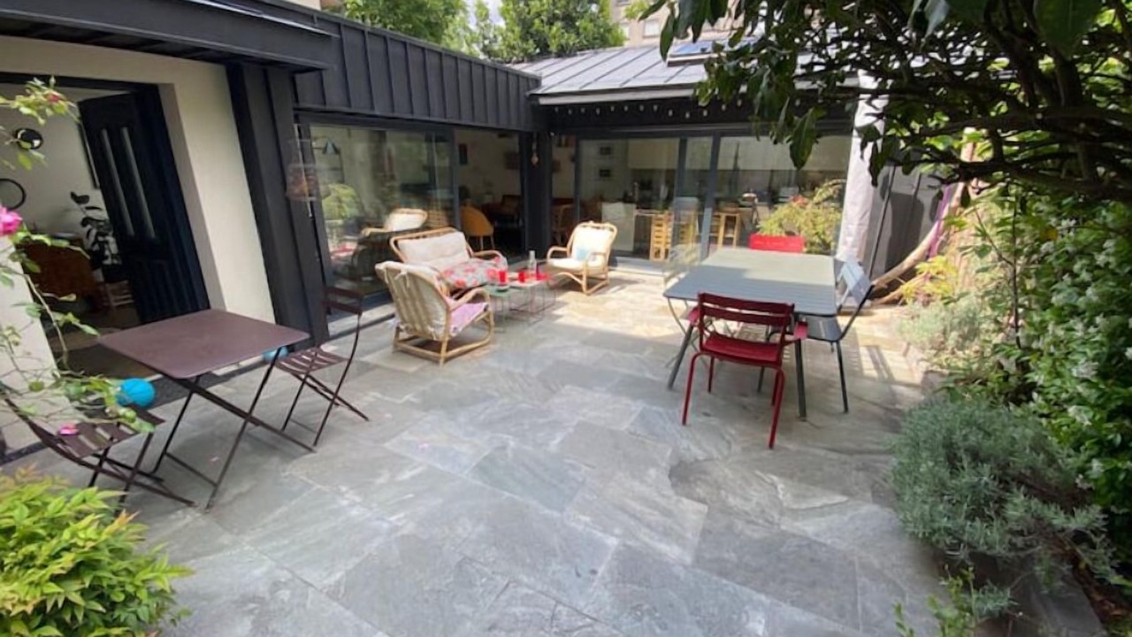 Photo of Outdoor in Adamville