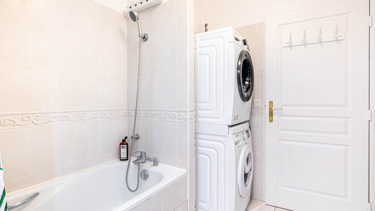 Photo of Bathroom in Madeleine