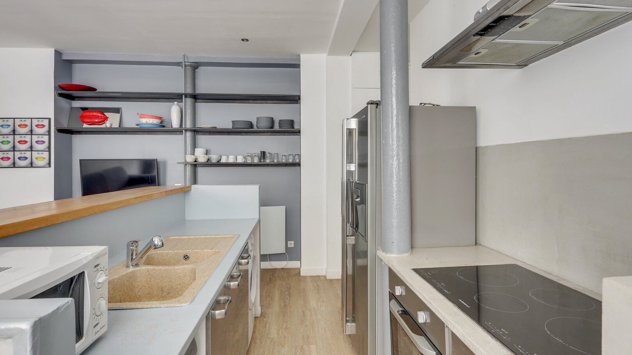Photo of Kitchen in Quartier de la Folie-Mericourt