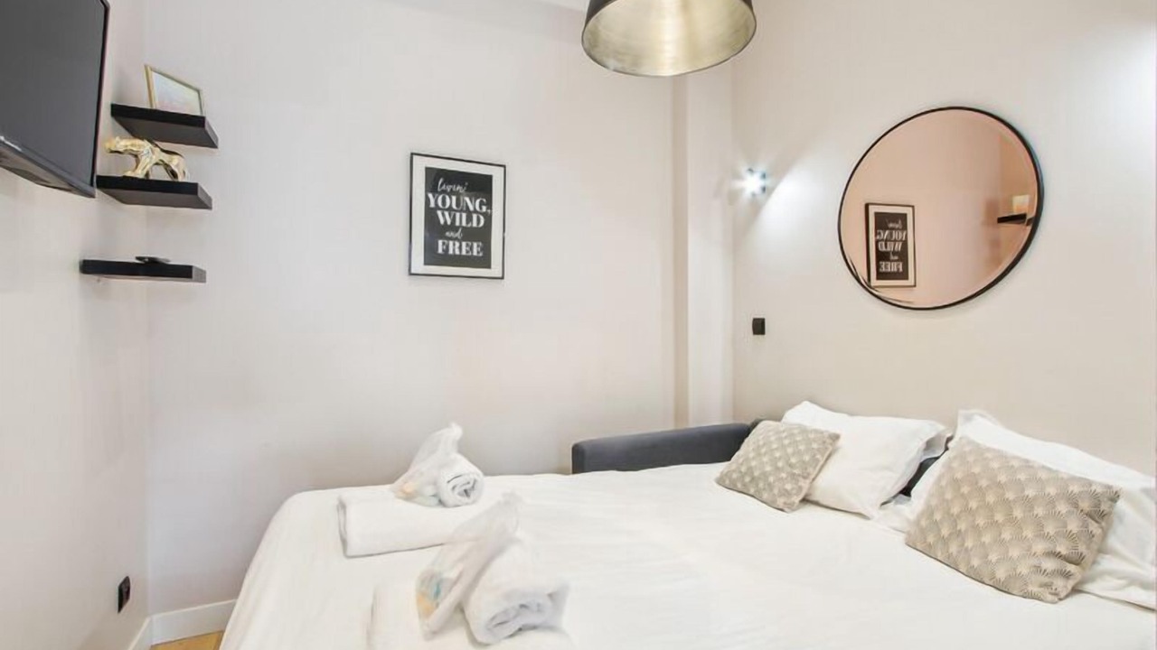 Photo of Bedroom in Combat