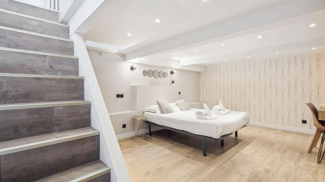 Photo of Bedroom in Combat