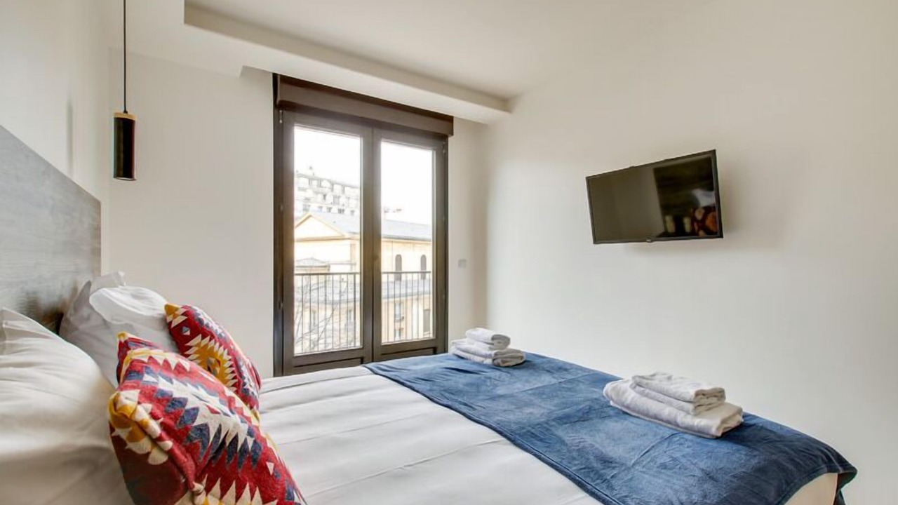 Photo of Bedroom in 15th Arrondissement