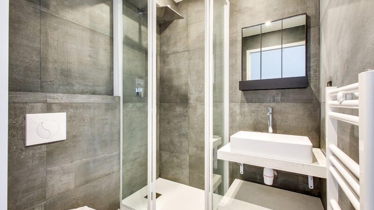 Photo of Bathroom in 15th Arrondissement