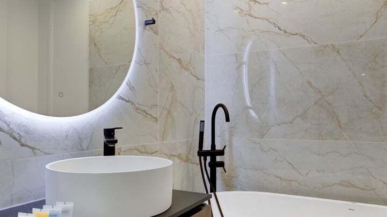 Photo of Bathroom in Passy