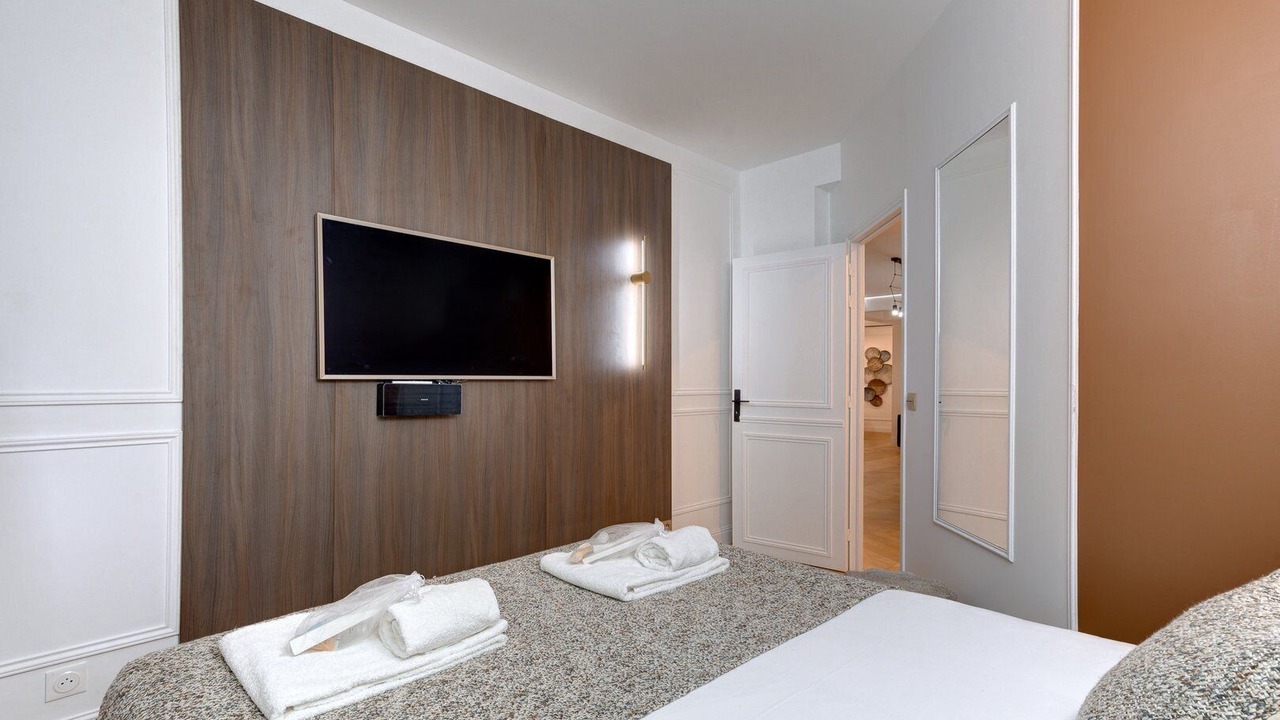 Photo of Bedroom in Passy