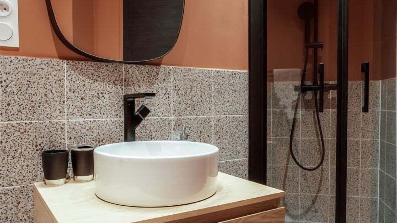 Photo of Bathroom in Petit-Ivry