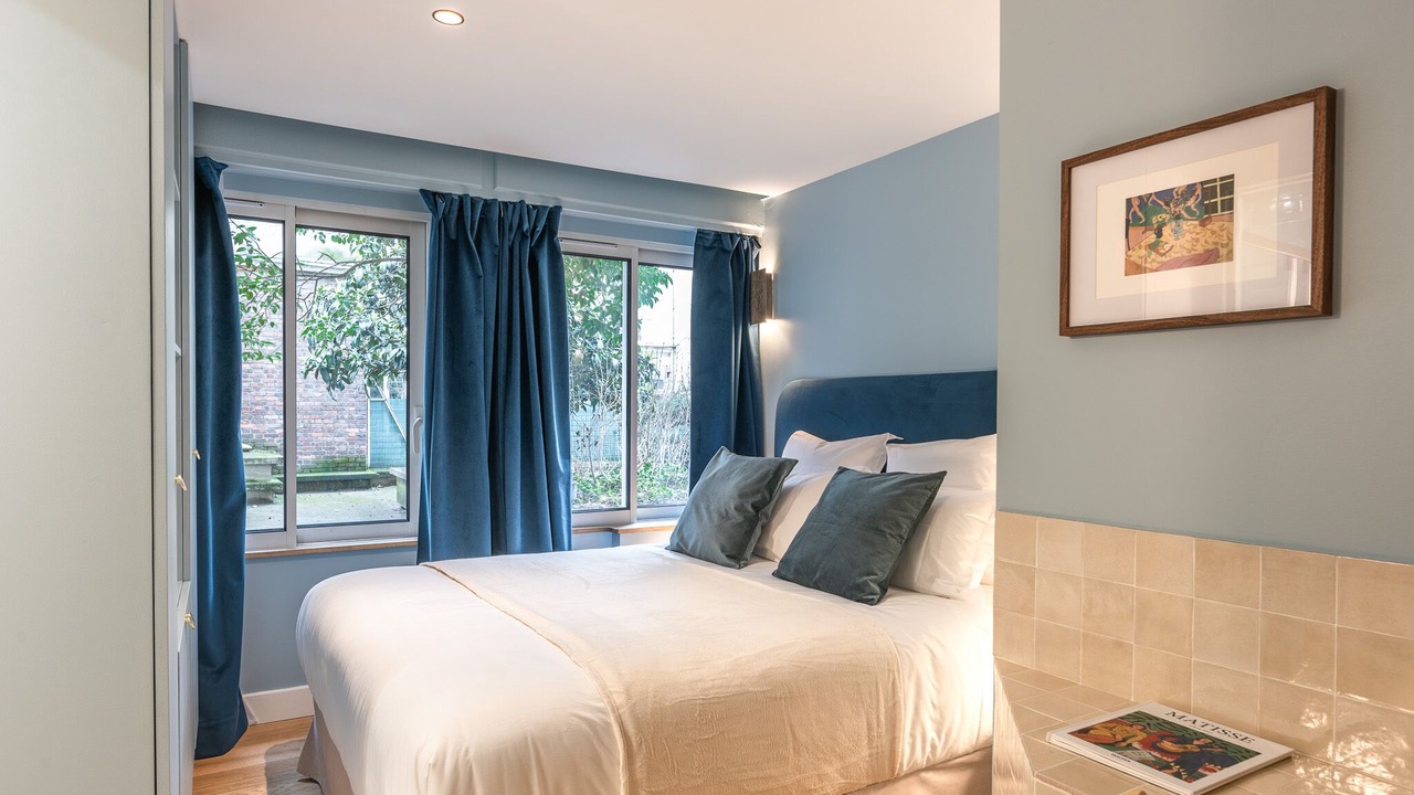 Photo of Bedroom in Grenelle
