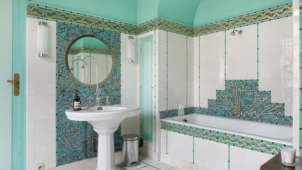 Photo of Bathroom in Val-de-Grace