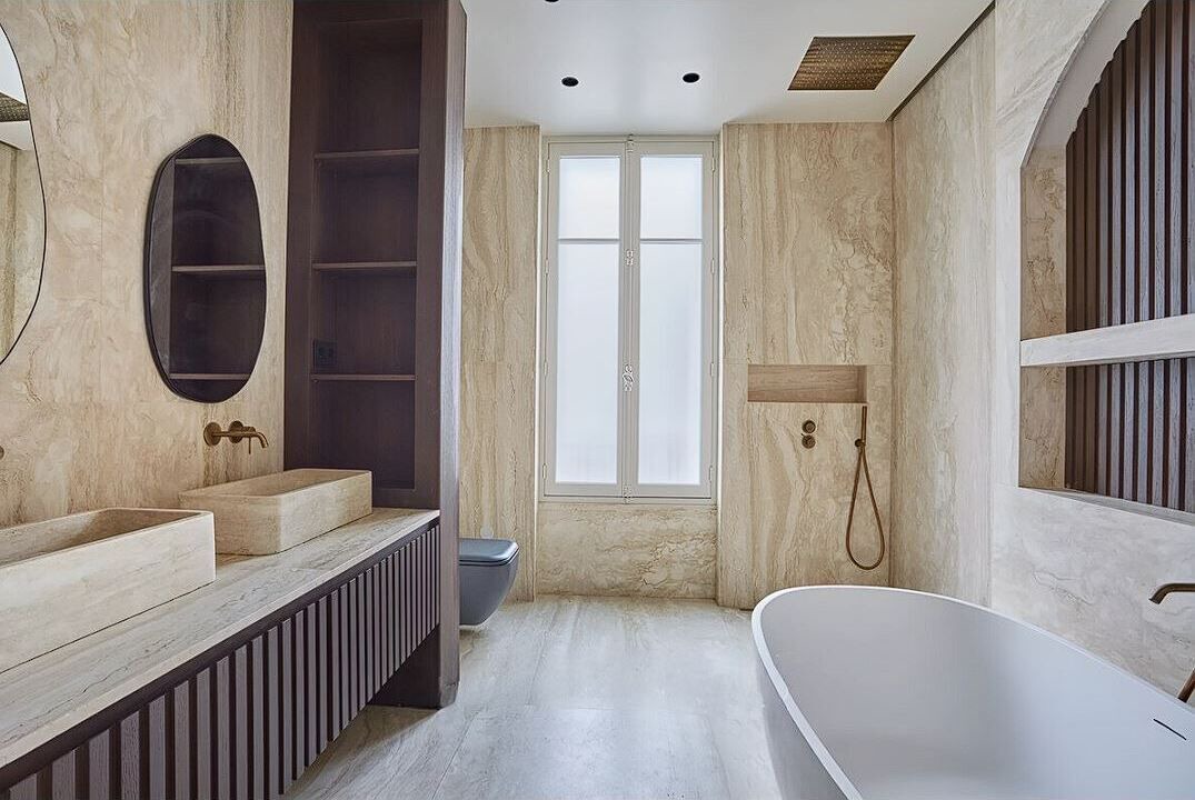 Photo of Bathroom in Chaillot