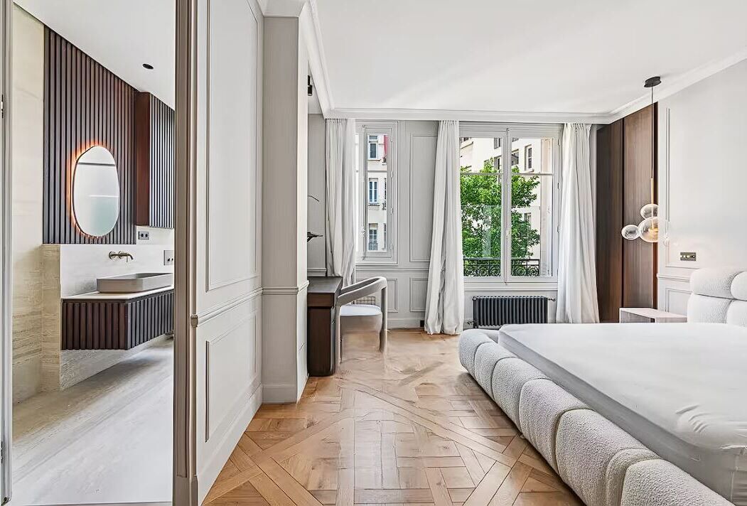 Photo of Bedroom in Chaillot