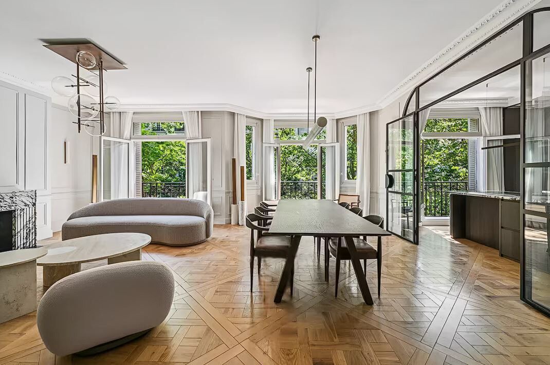Photo of Livingroom in Chaillot