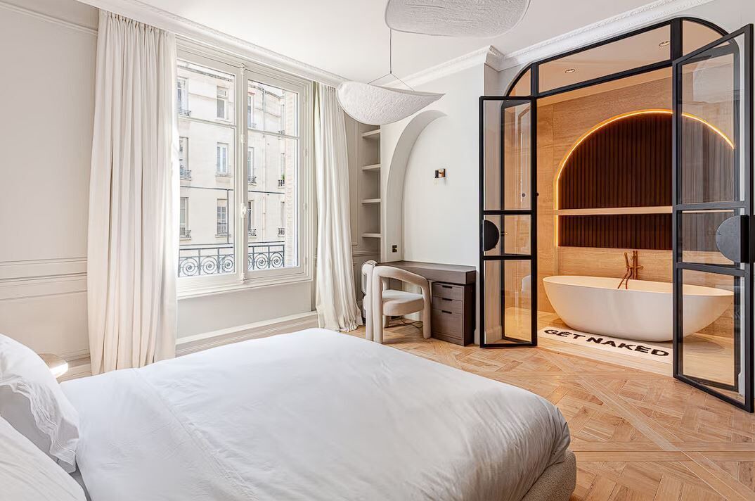 Photo of Bedroom in Chaillot