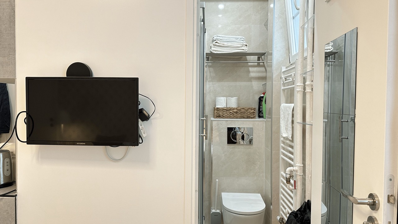 Photo of Bathroom in Paris City Center