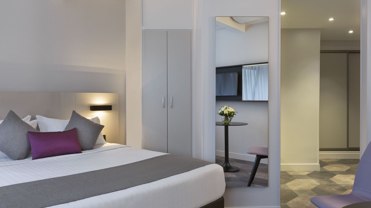 Photo of Bedroom in 16th Arrondissement