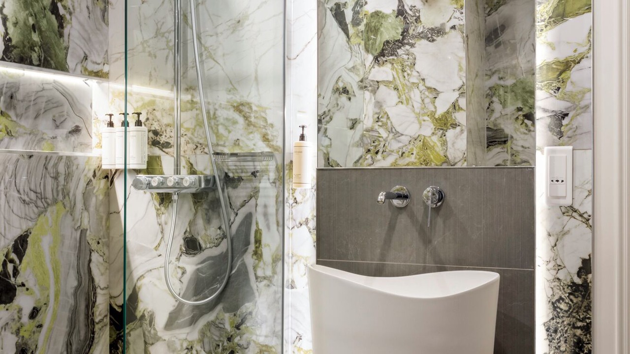 Photo of Bathroom in 7th Arrondissement