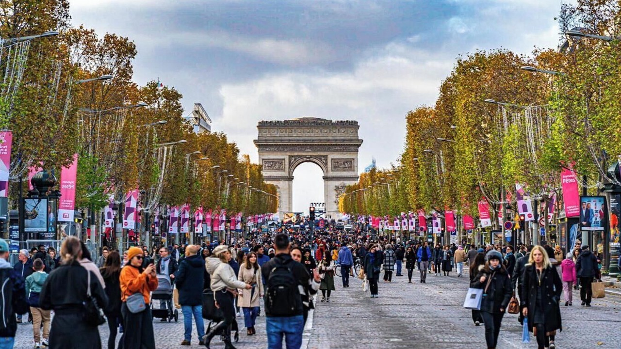 Photo of Others in Madeleine