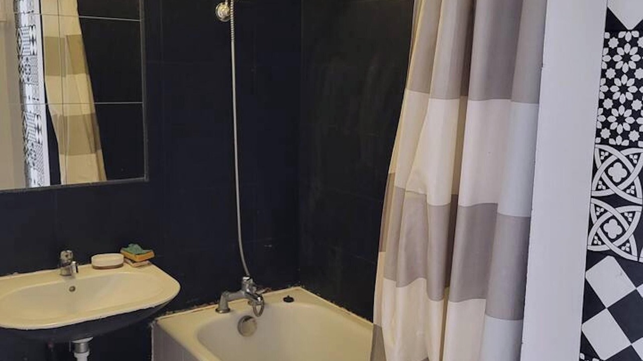 Photo of Bathroom in Asnieres-sur-Seine