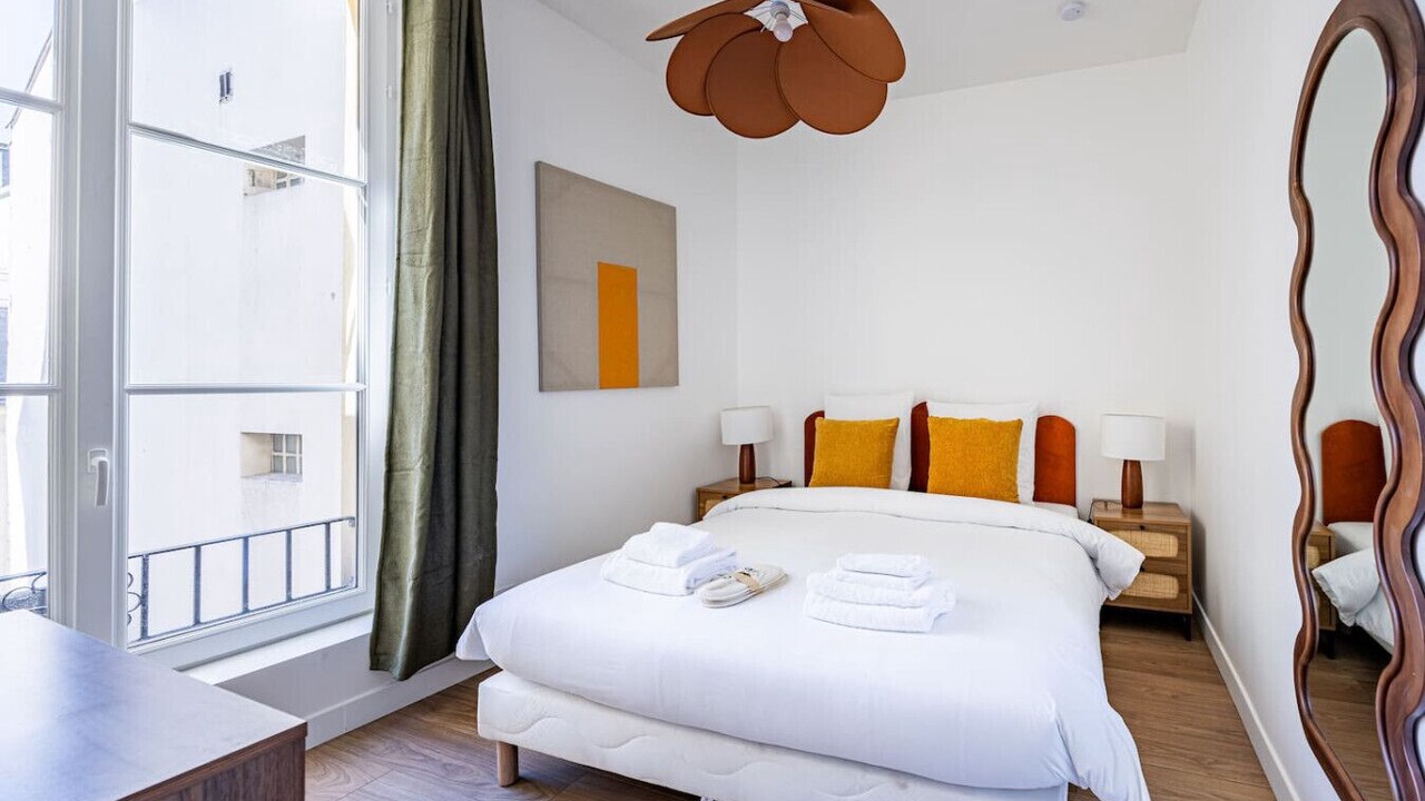 Photo of Bedroom in 5th Arrondissement