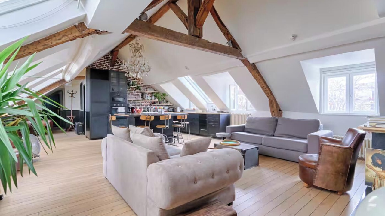 Photo of Livingroom in Arts-et-Metiers