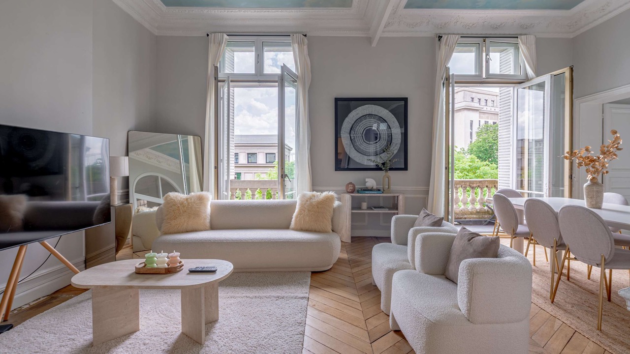 Photo of Livingroom in Chaillot