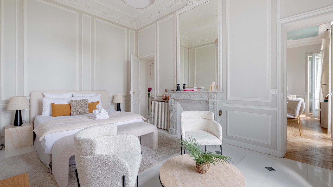 Photo of Bedroom in Chaillot
