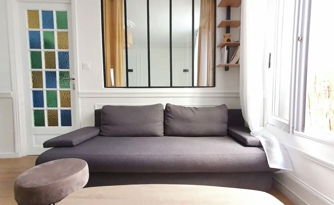 Photo of Livingroom in Suresnes