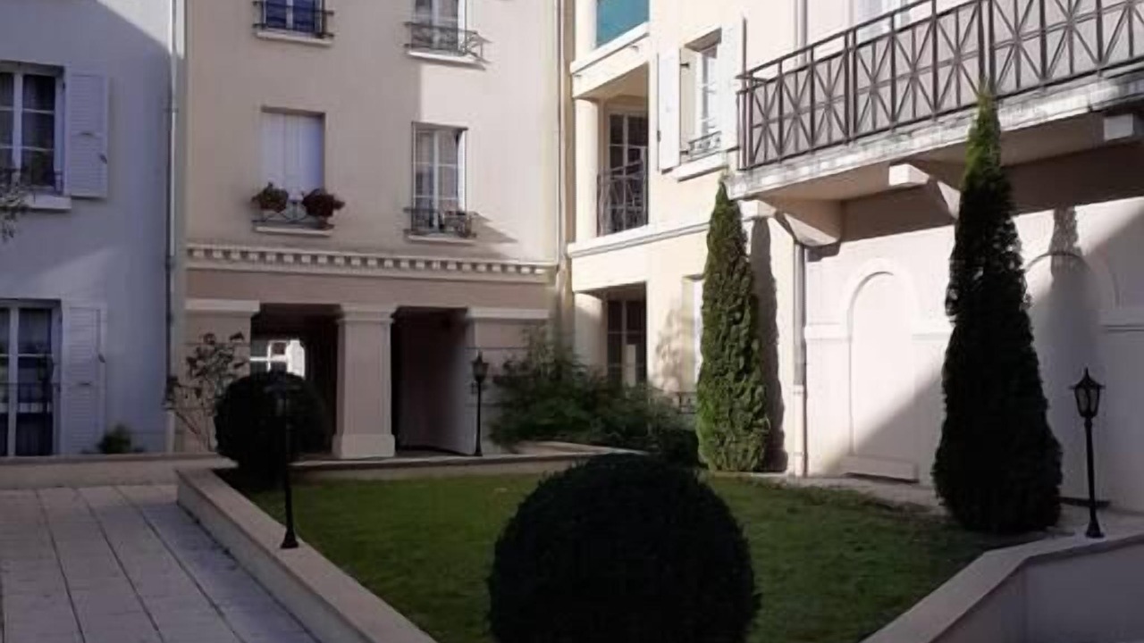 Photo of Outdoor in Serris