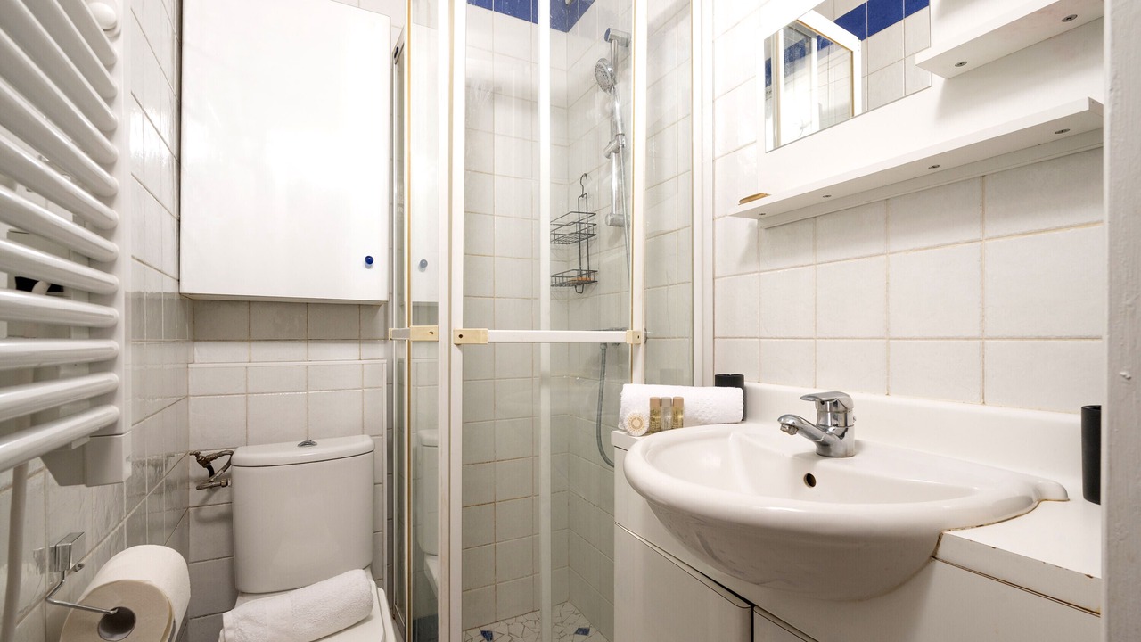 Photo of Bathroom in Quinze-Vingts