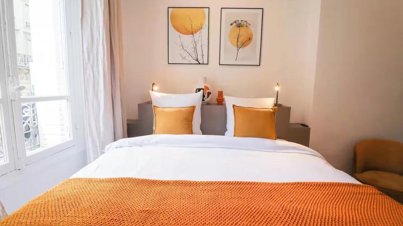 Photo of Bedroom in Marais