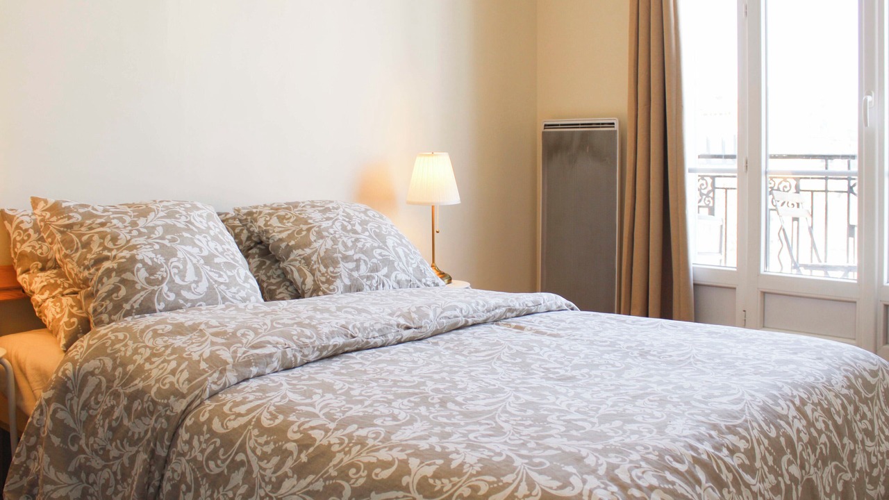 Photo of Bedroom in Saint-Ouen