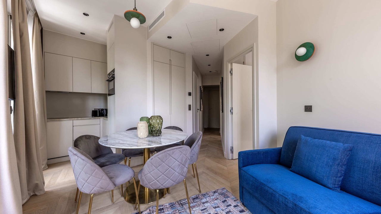 Photo of Livingroom in Arts-et-Metiers