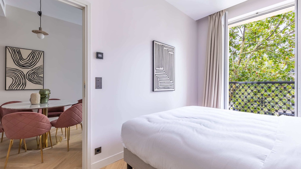Photo of Bedroom in Arts-et-Metiers