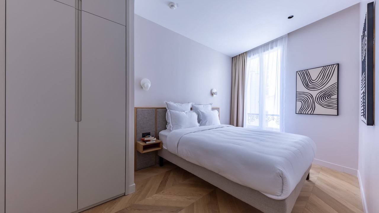 Photo of Bedroom in Arts-et-Metiers