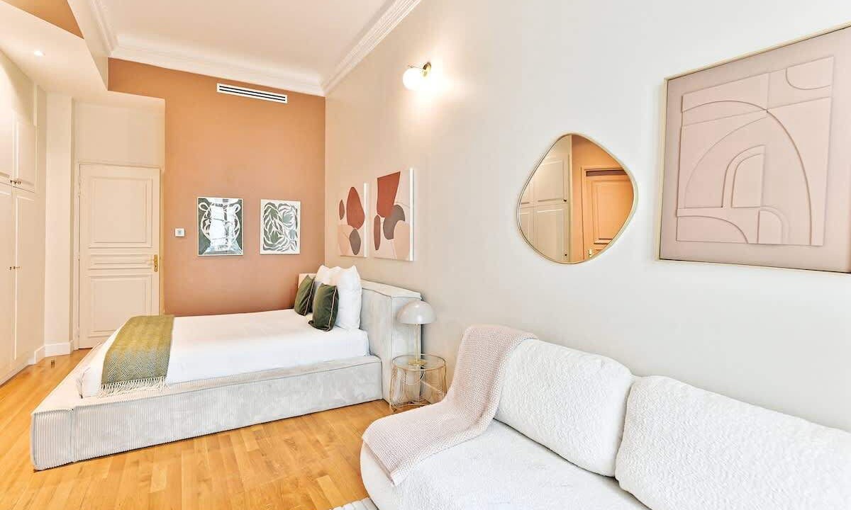 Photo of Bedroom in Porte-Dauphine