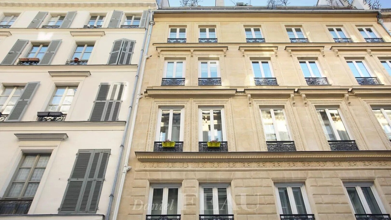 Photo of Others in Quartier du Faubourg-Montmartre