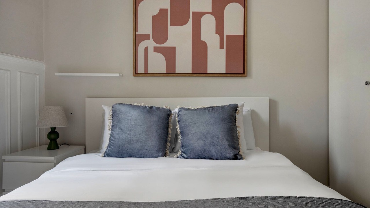 Photo of Bedroom in Chaillot