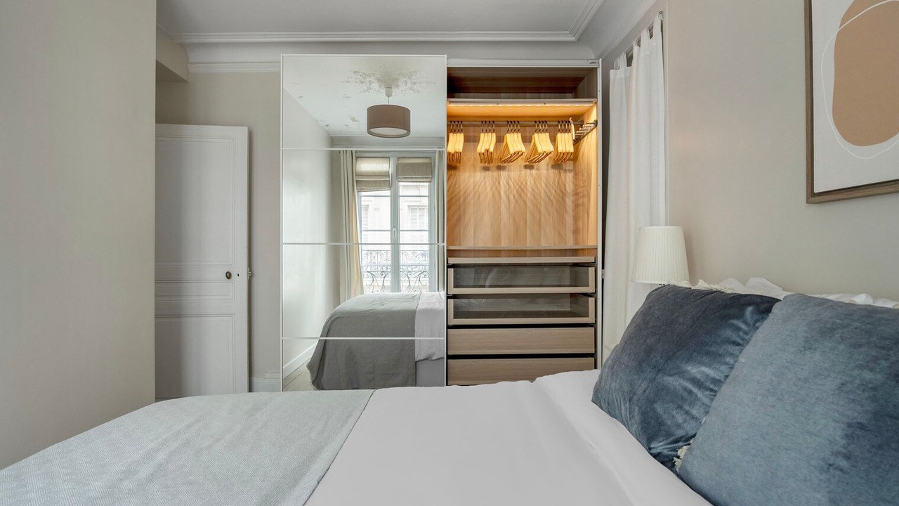 Photo of Bedroom in Chaillot