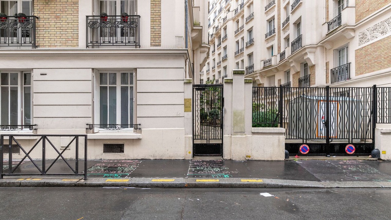 Photo of Outdoor in Auteuil