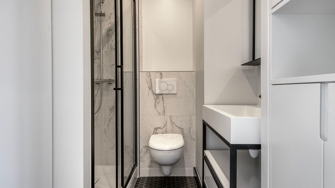 Photo of Bathroom in Montparnasse