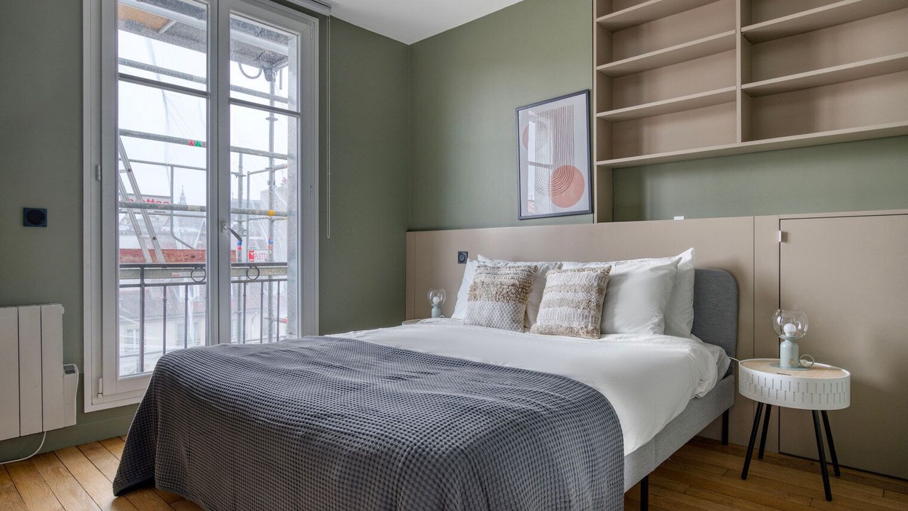 Photo of Bedroom in Sorbonne